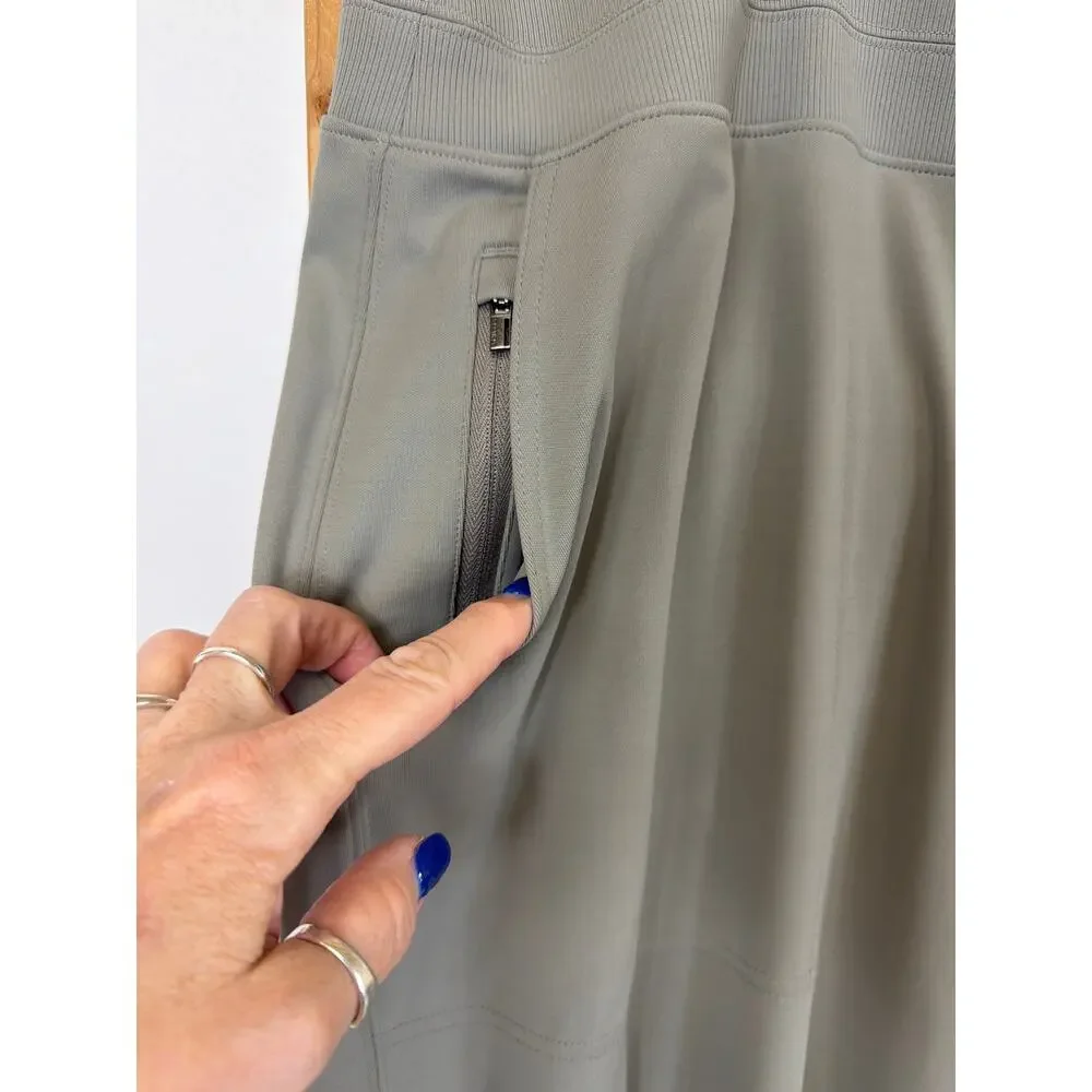 NWT Athleta Gray Plus Size Activewear Pant 2 Back Zip Pockets Travel Utility 2X